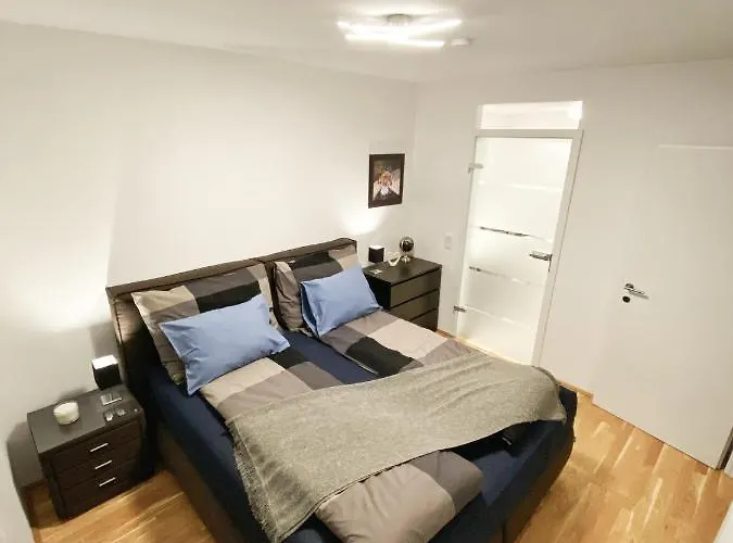 Brand New Apartment, Location-near Vic/danube Апартаменти *