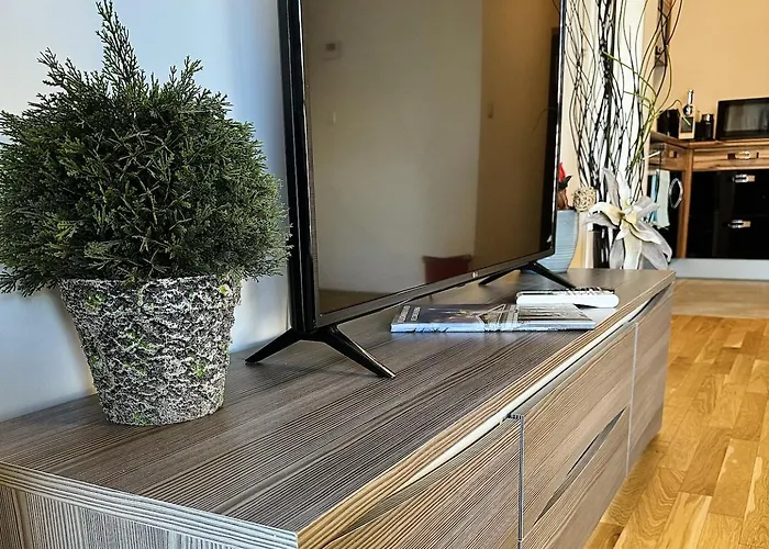 Brand New Apartment, Location-near Vic/danube
