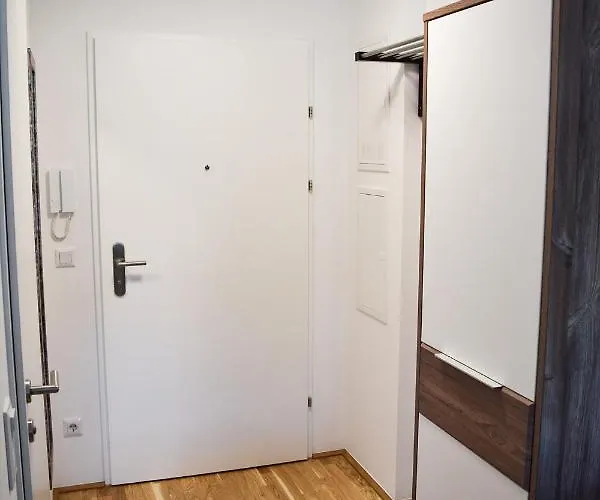 Brand New Apartment, Location-near Vic/danube Відень